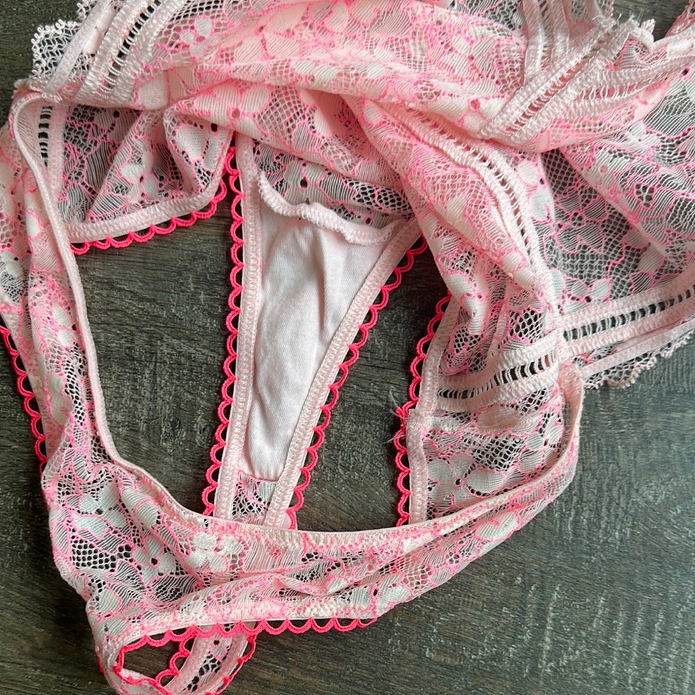 Victoria's Secret hot Pink Lace Intimates Bodysuit lingerie - Picture 3 of 3